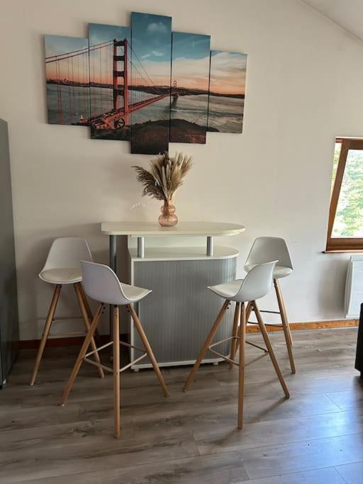 Appartement Lumineux Avec Vue Sur Les Montagnes Morbier Dış mekan fotoğraf