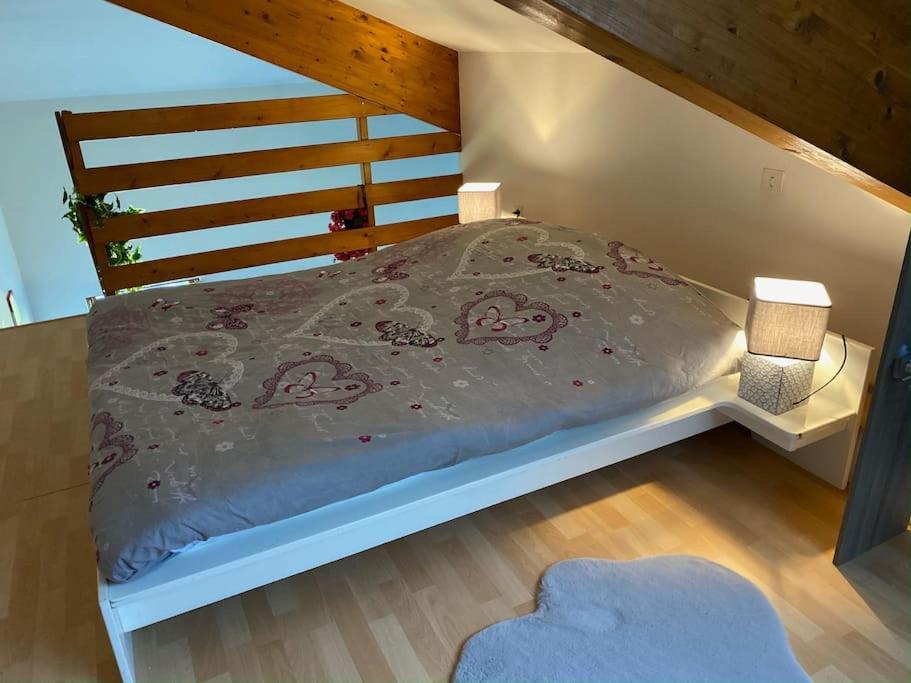 Appartement Lumineux Avec Vue Sur Les Montagnes Morbier Dış mekan fotoğraf