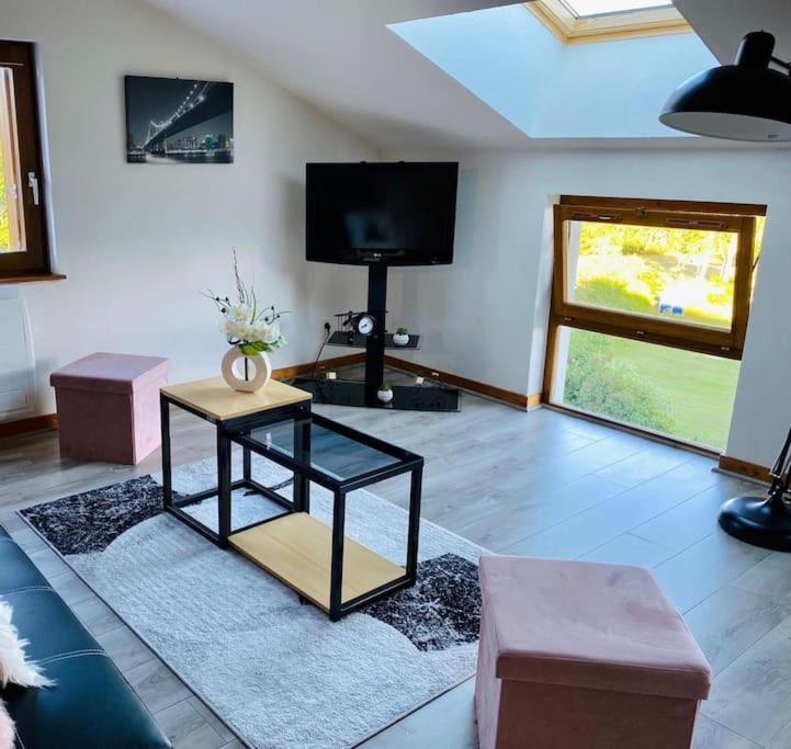 Appartement Lumineux Avec Vue Sur Les Montagnes Morbier Dış mekan fotoğraf